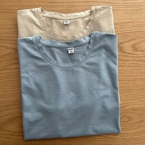 Uniqlo T-shirt